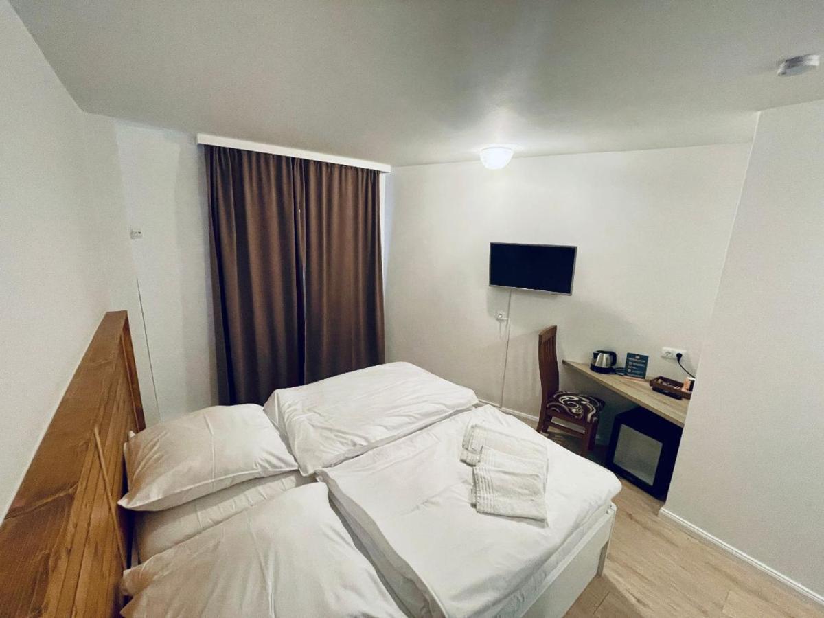 Hotel Sankt Lorenz ลูเบค ภายนอก รูปภาพ